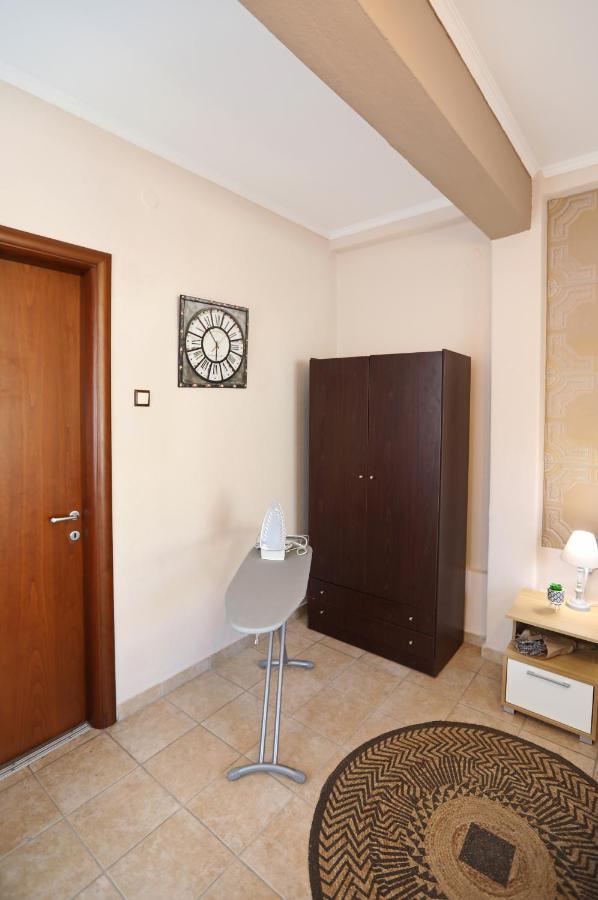 Niki'S Apartement Kavala Exterior foto